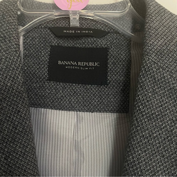 Banana Republic Charcoal Blazer Size 38 Short 
Business Casual- Modern Slim Fit - Picture 2 of 10